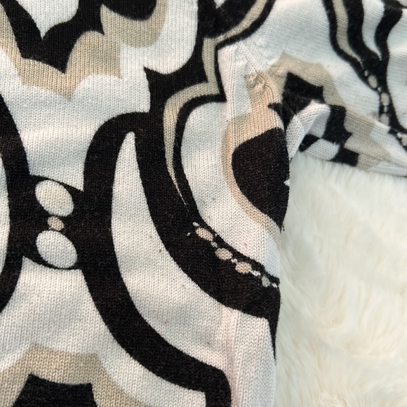 White House Black Market XS Cardigan - Picture 5 of 8